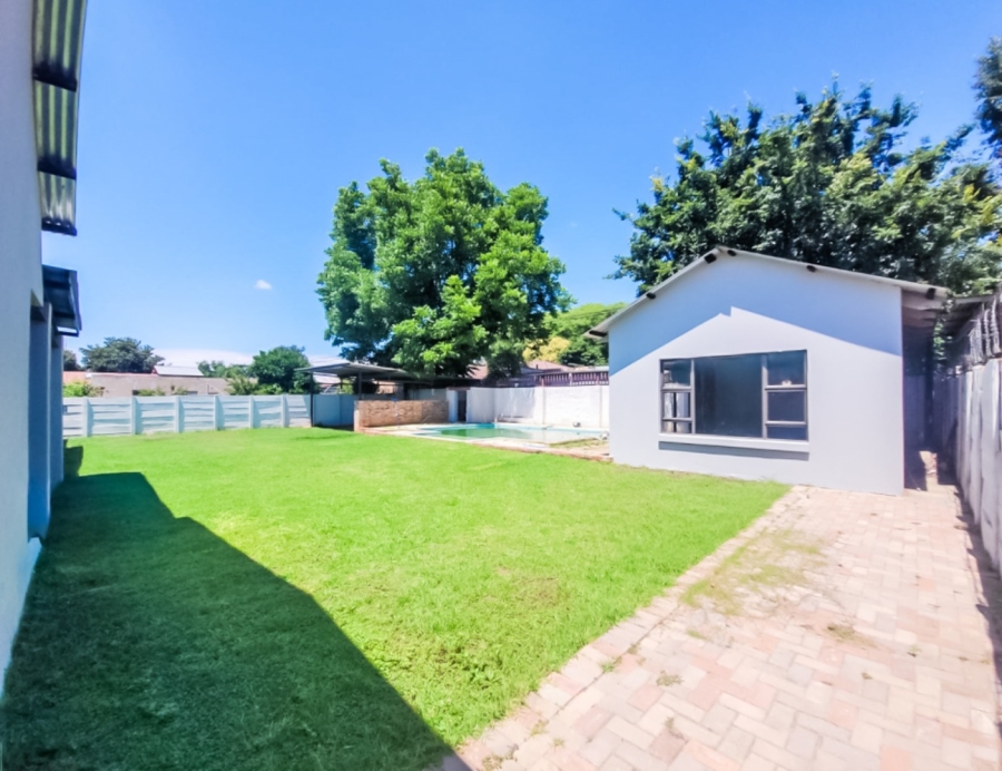 Commercial Property for Sale in Die Bult North West